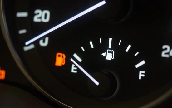 Onderzoek ANWB: kwart automobilisten ervaart financiële druk door hoge brandstofprijzen