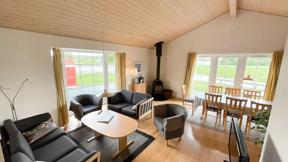 denemarken_jutland_grasten_enjoy-resorts-marina-fiskenaes_vierkamerwoning_woonkamer_h