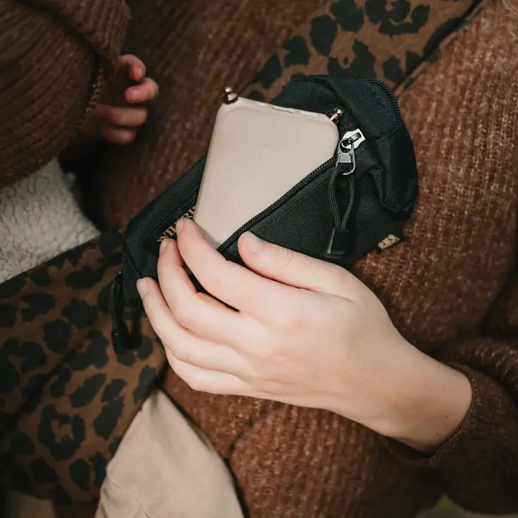Slide on bag