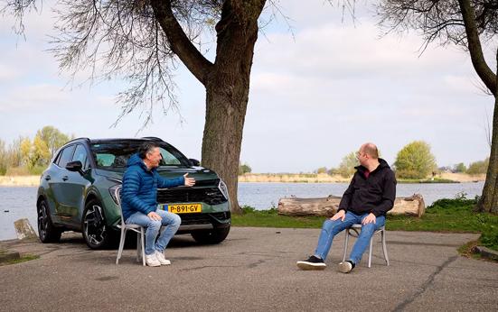 Dubbeltest Kia Sportage Plug-in Hybrid vs. Lynk&Co 01