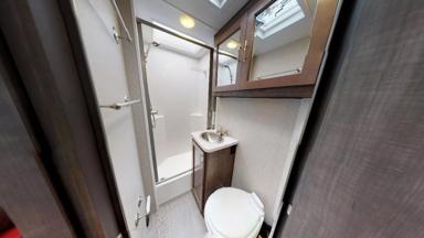 Canada_Fraserway_Type-C_Medium_Badkamer