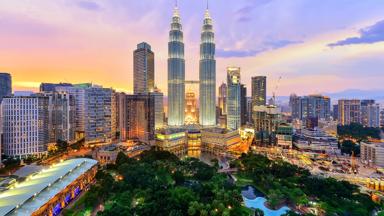 maleisie_kuala-lumpur_petronas-towers_b.jpg