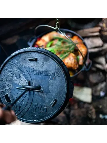 Petromax Dutch oven ft 6 met pootjes