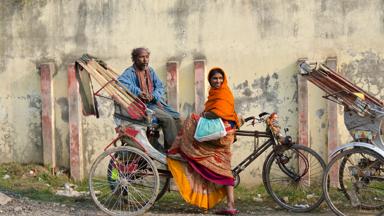 india_uttar-pradesh_varanasi_straatbeeld_12_w