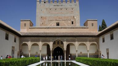 spanje_andalusie_granada_alhambra_2_shutterstock_17003359_