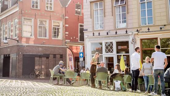 Gezellig terras in Leeuwarden