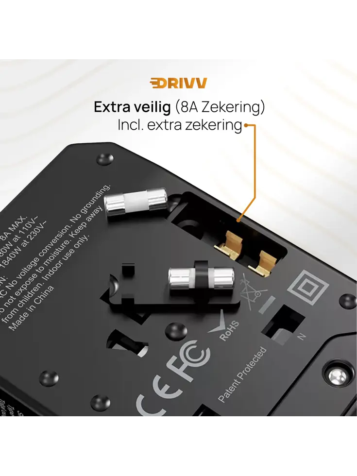 Universele Wereldstekker - Fast Charge