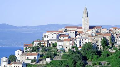 kroatie_krk_aanzicht_kerk_shutterstock-4274203.jpg