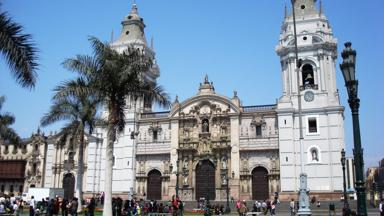 peru_lima_plaza-san-martin_f.jpg