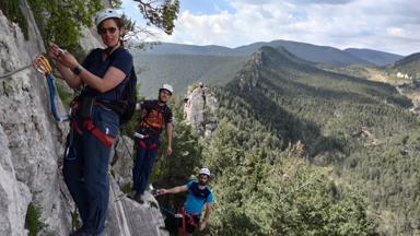 hotel_spanje_pyreneeen_prullans_cerdanya ecoresort_via ferrata_rotswand_hotel