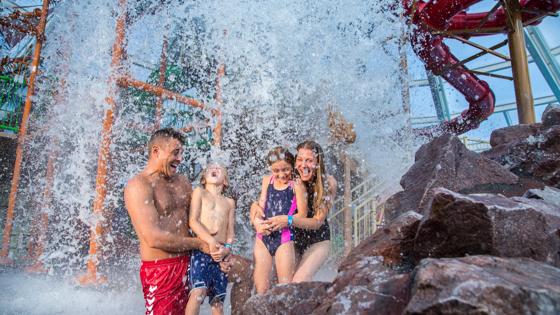 vakantiepark_denemarken_rodby_lalandia_aquadome-aqua-splash-playground