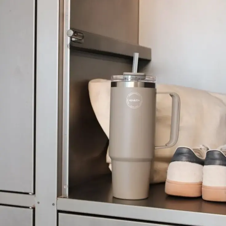 Thermosbeker AYA&IDA Thermocup with staw 885 ml