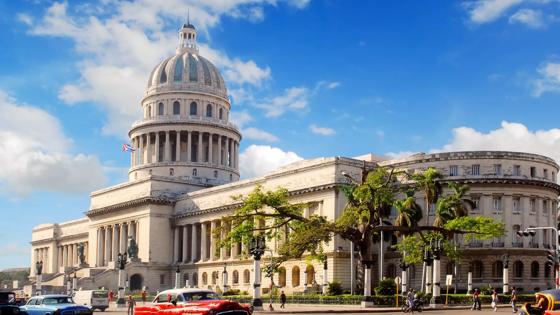 cuba_havana_capitol_straatbeeld_oldtimer_b