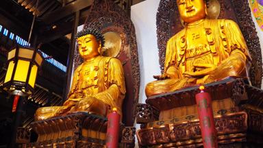 china_shanghai_jaden-boeddha-tempel_twee-boeddha-beelden_f_jpg
