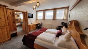 Alpenrose Zauchensee_ room