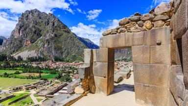 peru_cusco_ollantaytambo_inca-ruine_landschap_b.jpg