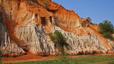 vietnam_phan-thiet_mui-ne_fairy-stream_2_f.jpg