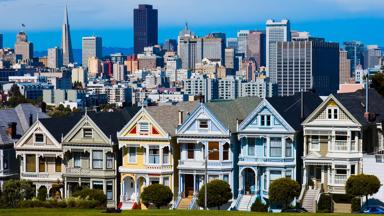 verenigde-staten_san-fransisco_seven-sisters_huizen_skyline_b