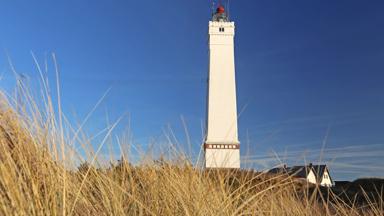denemarken_jutland_ejsberg_vuurtoren_duingras_getty