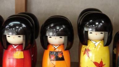 japan_algemeen_souvenir_geisha_poppetjes_f