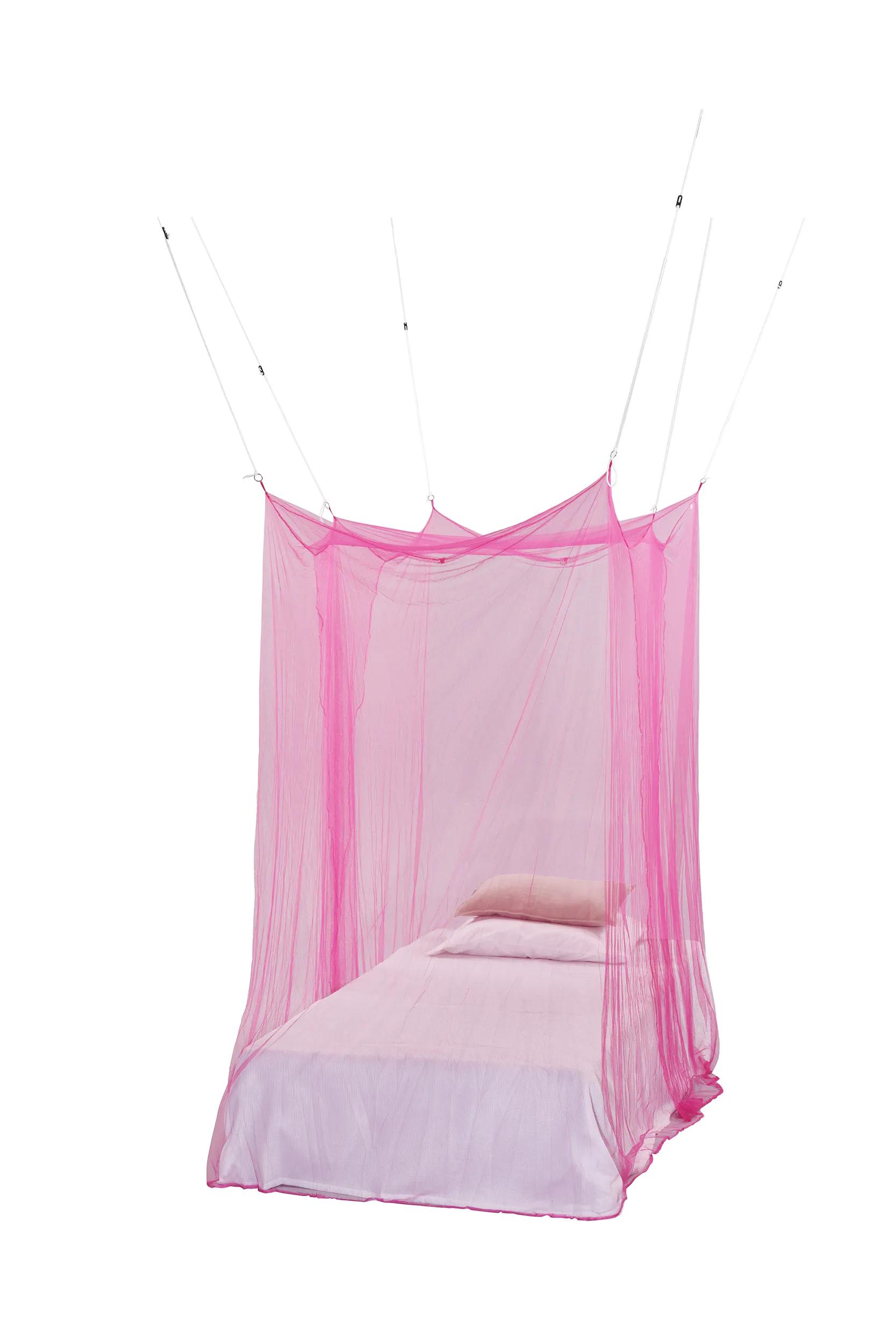 Breeze Collection  Deconet klamboe Solitaire  Fuchsia