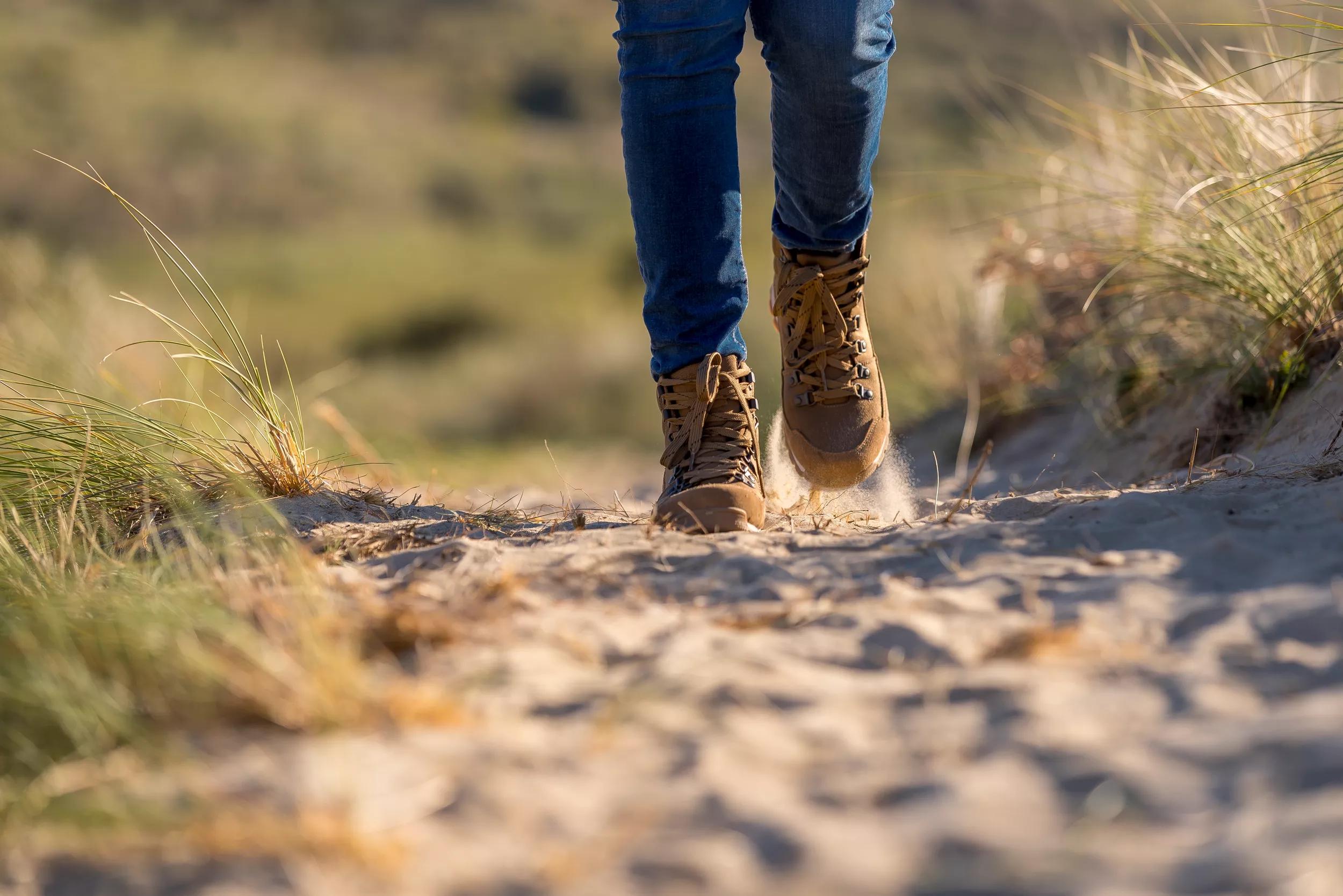 Praktische informatie over wandelschoenen ANWB