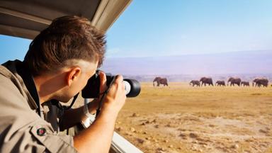 afrika_afrikaanse-savanne_man_dier_olifant_shutterstock_571055695