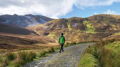 ierland_county_donegal_slieve_league_wandelpad_man_tourism_ireland