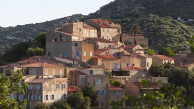 frankrijk_corsica_balagne_pigna_dorp_luiken_GettyImages-857230016