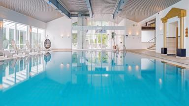 Resort_Duitsland_Oberstaufen_Mondi_Resort_Oberstaufen_binnenzwembad-2_h