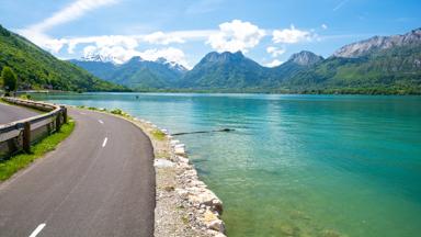 Frankrijk_alpen_meer_water_weg