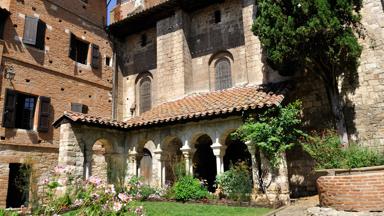 frankrijk_tarn_albi_collégiale Saint-Salvi_iStock