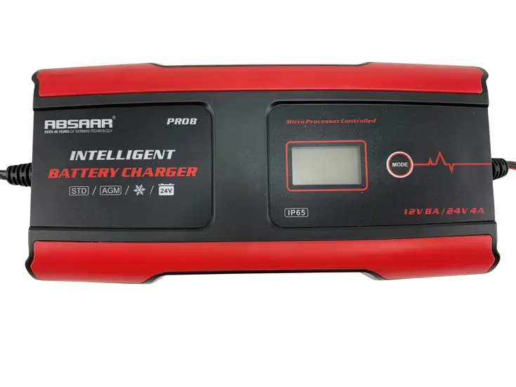 Processor gestuurde acculader 12V/24V 8A