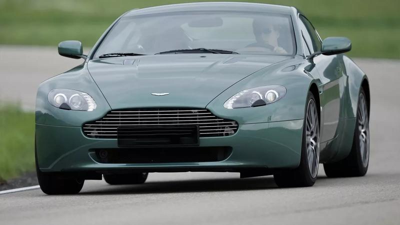 Aston Martin V8 I