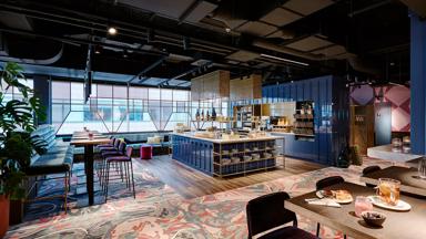 hotel_antwerpen_lindner-wtc-hotel-en-city-lounge-antwerp_coffee-corner_sky-lounge_2