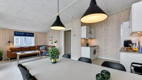 vakantiepark_denemarken_midden-jutland_sondervig_lalandia-sondervig_vierkamerwoning-modern_keuken_h