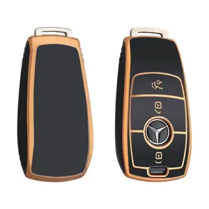 Dutch Shield Sleutelhoesje  Mercedes goud B3