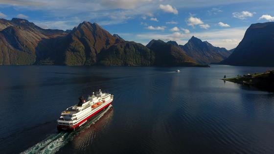 cruise_noorwegen_hurtigruten_ms-nordkapp2_jTorArneAasenSamferdsels