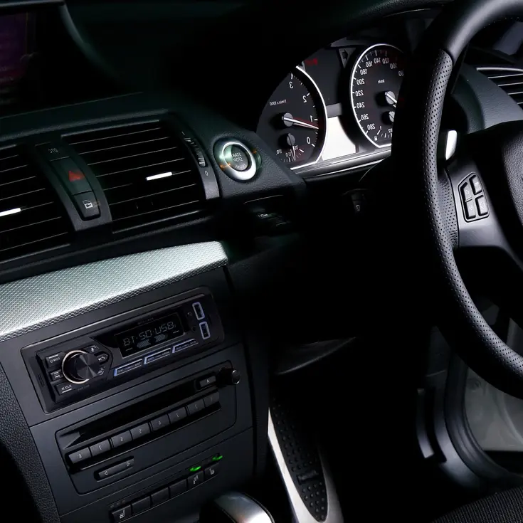 1-DIN Bluetooth Autoradio 4x55W USB/SD/AUX