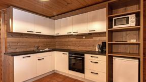 woning-noorwegen-beitostolen-6-8persoonscabin-keuken