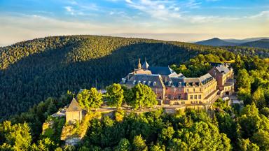 frankrijk_elzas_vogezen_mont-sainte-odile_berg_klooster_hohenburg_natuur_shutterstock