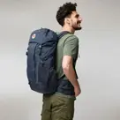 Fjallraven Abisko Hike 35 S/M iron grey