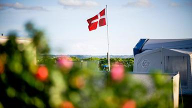 denemarken_algemeen_vlag_camping_caravan_shutterstock_1034336971