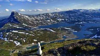 hotel_noorwegen_oostland_beitostolen_bygdin-hoifieldshotell_uitzicht-bitihorn_h