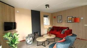 Nederland_Appelscha_RCN_Vakantiepark_De_Roggeberg_Bungalow_De_Kraanvogel_Woonkamer