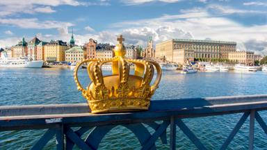 zweden_stockholms-lan_stockholm_brug_kroon_uitzicht_shutterstock-1016619082