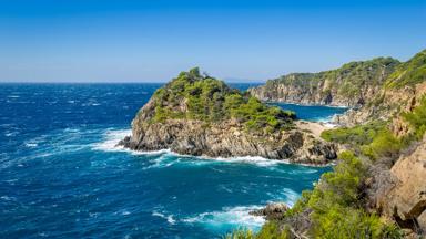 frankrijk_provence_cote-d-azur_porquerolles_shutterstock_1256418205