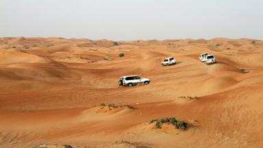 verenigde-arabische-emiraten_dubai_rub-al-khali_lege-kwartier_woestijn_jeeps_jeepsafari_zandheuvels_f