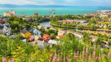noorwegen_trondheim_munkholmen_eiland_fjord_nidelva-rivier)uitzicht_getty-999910710 (1)