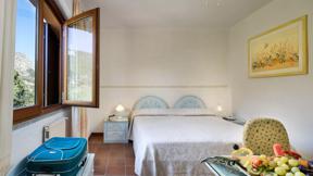 Italië_Hotel_Sardinië_Olbia_Hotel_ Rocca Sarde_kamer_a (3)